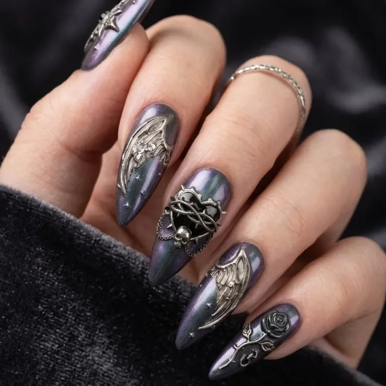 press on nails, custom press on nails, fake nails, Nails Art, stained glass nails, gold press on nails, 3d press on nails, luxury press on nails, handmade press on nails