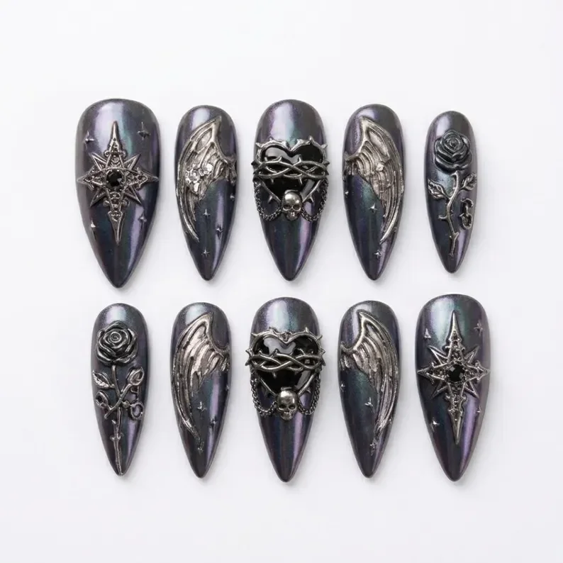 press on nails, custom press on nails, fake nails, Nails Art, stained glass nails, gold press on nails, 3d press on nails, luxury press on nails, handmade press on nails