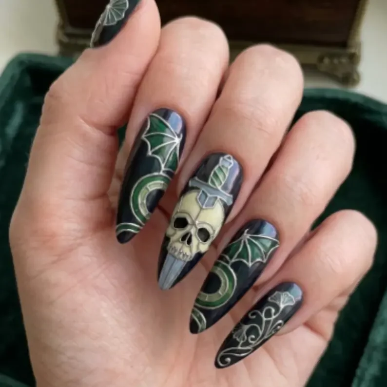press on nails, custom press on nails, fake nails, Nails Art, stained glass nails, gold press on nails, 3d press on nails, luxury press on nails, handmade press on nails