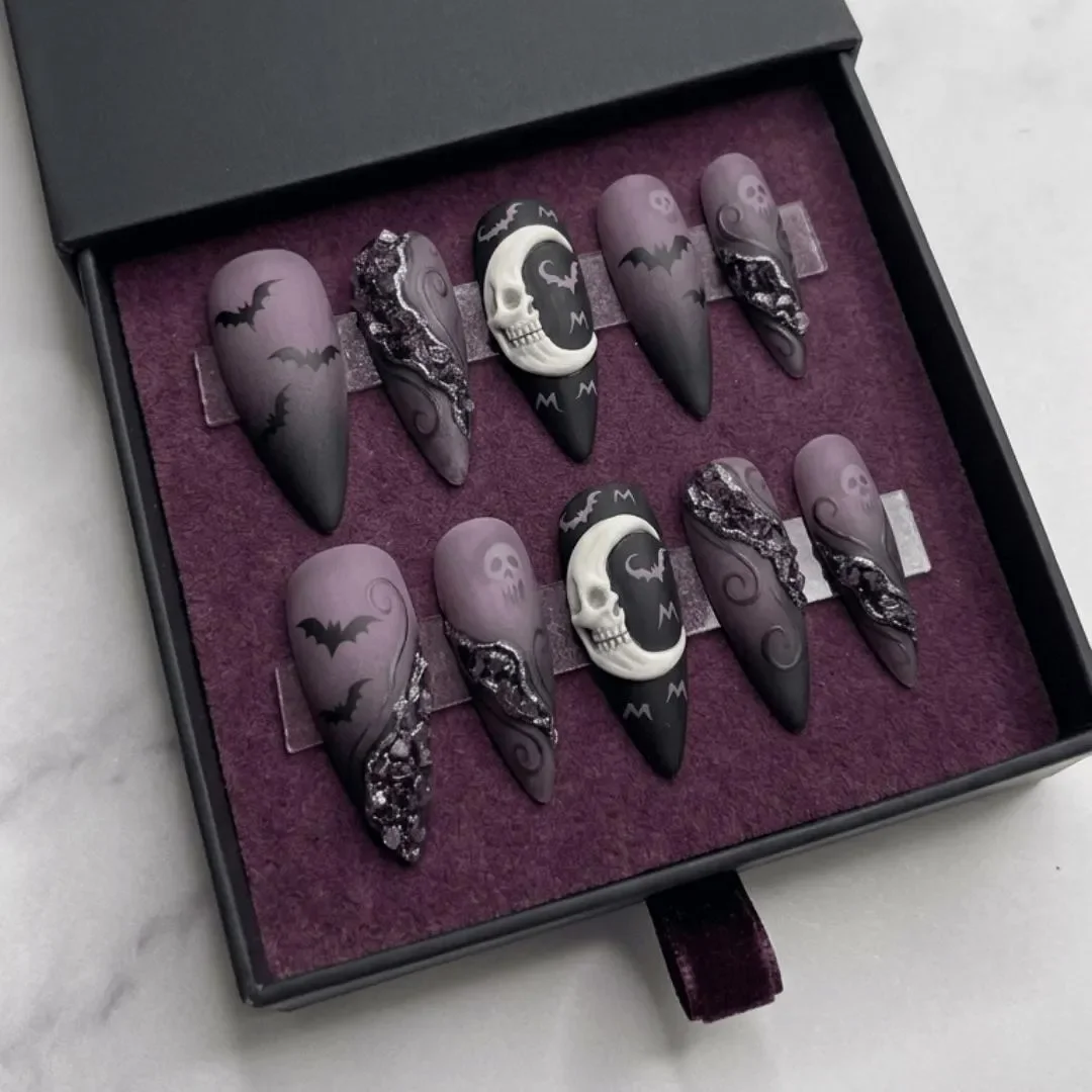 press on nails, custom press on nails, fake nails, Nails Art, stained glass nails, gold press on nails, 3d press on nails, luxury press on nails, handmade press on nails