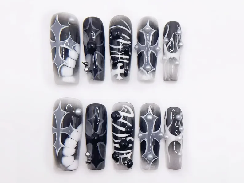 press on nails, custom press on nails, fake nails, Nails Art, stained glass nails, gold press on nails, 3d press on nails, luxury press on nails, handmade press on nails