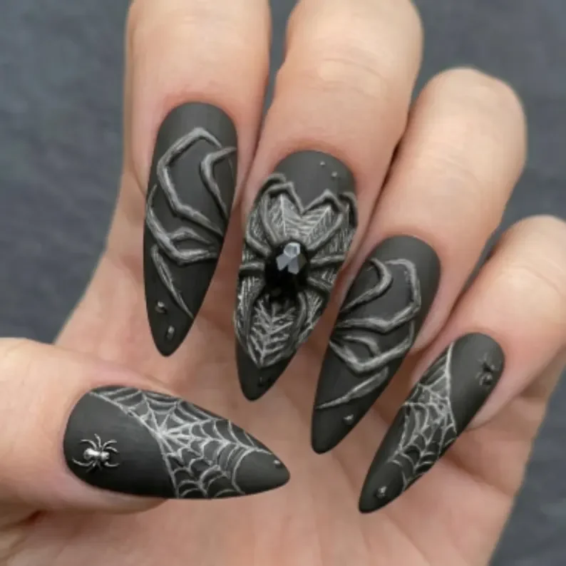 press on nails, custom press on nails, fake nails, Nails Art, stained glass nails, gold press on nails, 3d press on nails, luxury press on nails, handmade press on nails