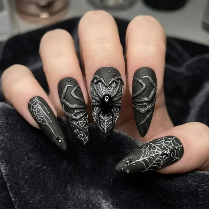 press on nails, custom press on nails, fake nails, Nails Art, stained glass nails, gold press on nails, 3d press on nails, luxury press on nails, handmade press on nails