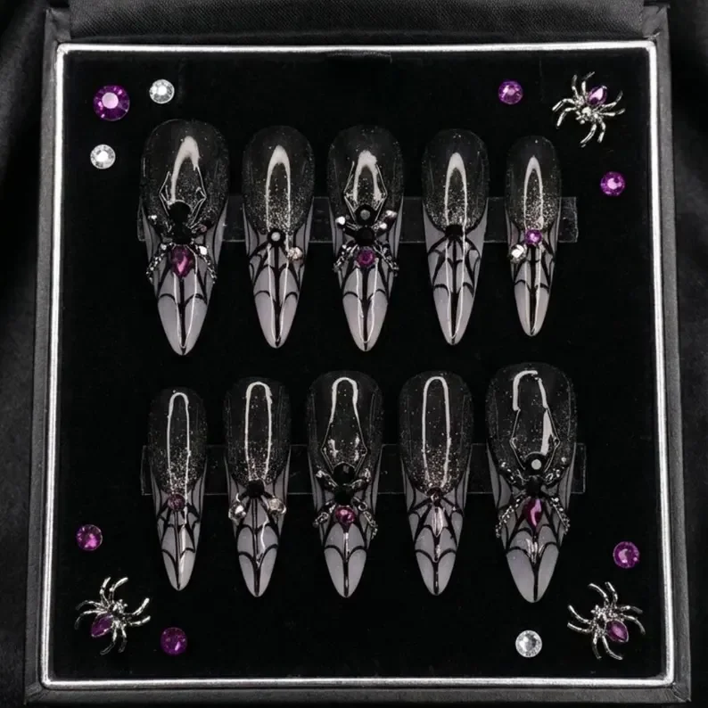 press on nails, custom press on nails, fake nails, Nails Art, stained glass nails, gold press on nails, 3d press on nails, luxury press on nails, handmade press on nails