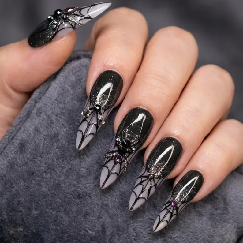 press on nails, custom press on nails, fake nails, Nails Art, stained glass nails, gold press on nails, 3d press on nails, luxury press on nails, handmade press on nails