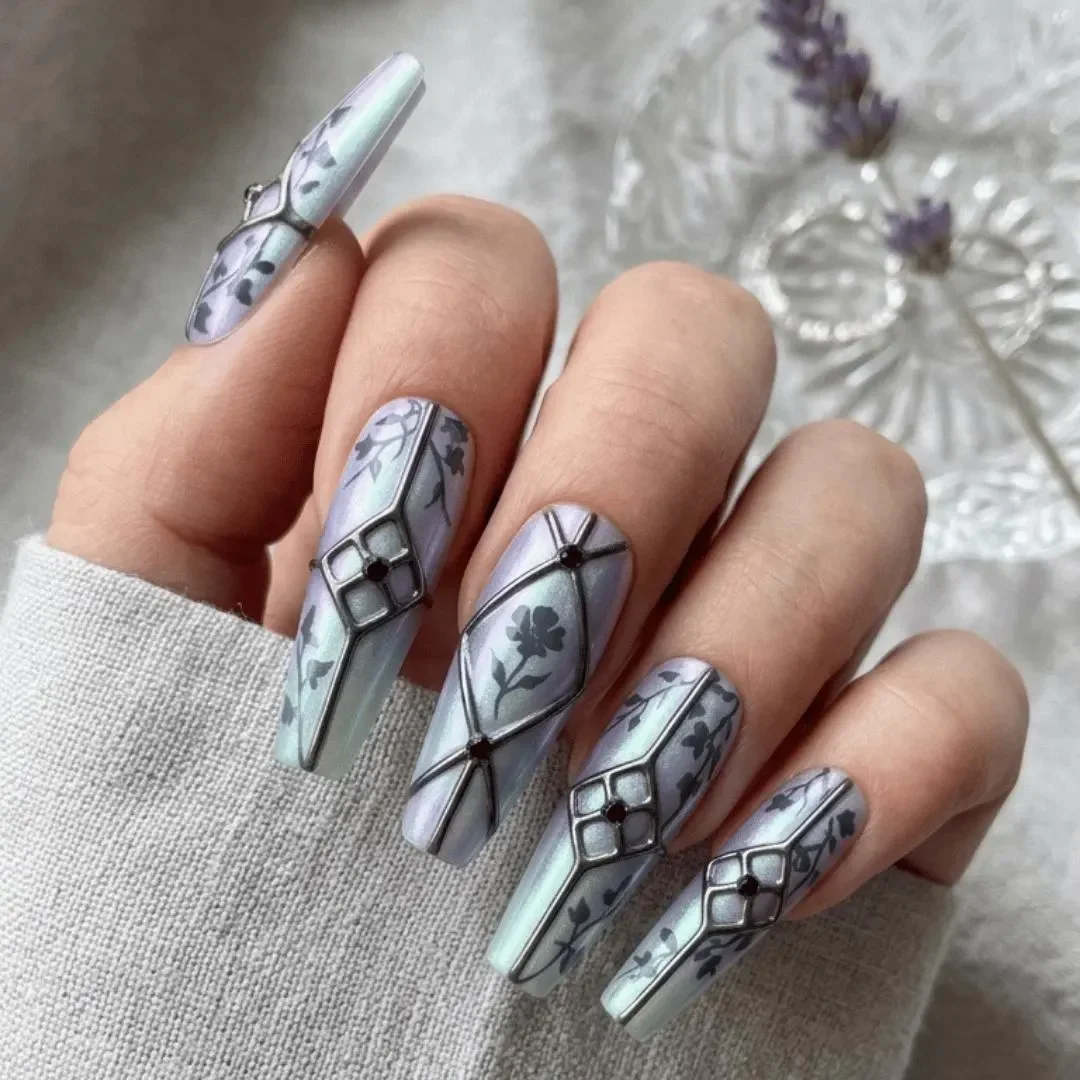 press on nails, custom press on nails, fake nails, Nails Art, stained glass nails, gold press on nails, 3d press on nails, luxury press on nails, handmade press on nails
