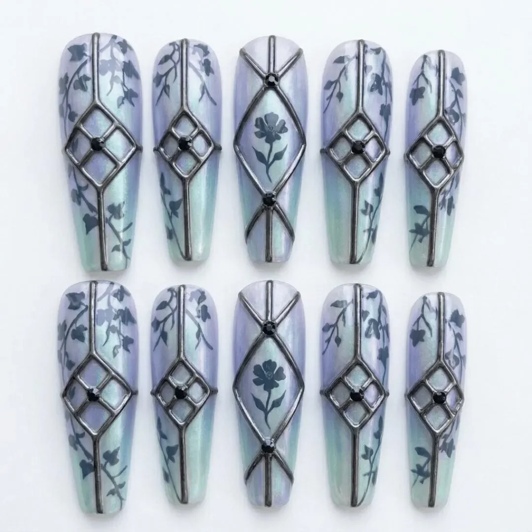 press on nails, custom press on nails, fake nails, Nails Art, stained glass nails, gold press on nails, 3d press on nails, luxury press on nails, handmade press on nails