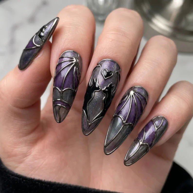 press on nails, custom press on nails, fake nails, Nails Art, stained glass nails, gold press on nails, 3d press on nails, luxury press on nails, handmade press on nails