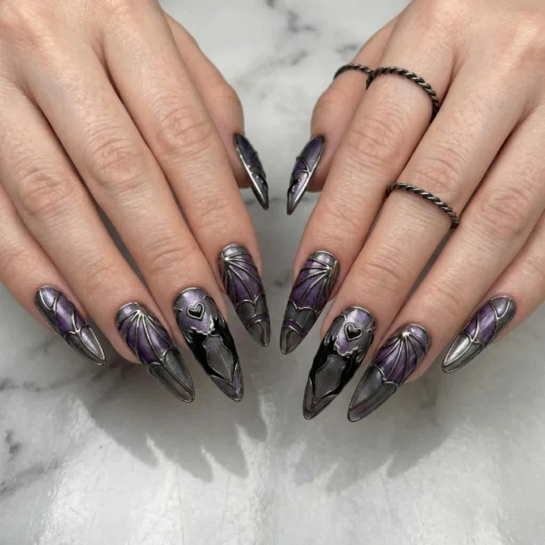 press on nails, custom press on nails, fake nails, Nails Art, stained glass nails, gold press on nails, 3d press on nails, luxury press on nails, handmade press on nails