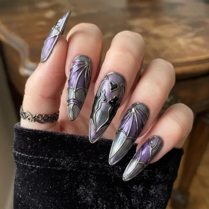press on nails, custom press on nails, fake nails, Nails Art, stained glass nails, gold press on nails, 3d press on nails, luxury press on nails, handmade press on nails