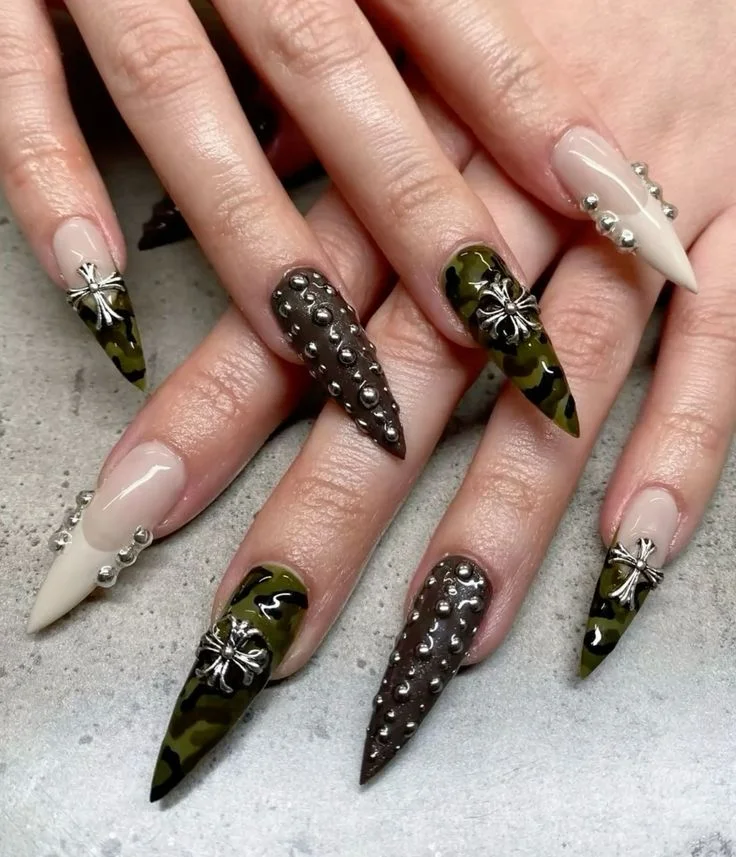 press on nails, custom press on nails, fake nails, Nails Art, stained glass nails, gold press on nails, 3d press on nails, luxury press on nails, handmade press on nails