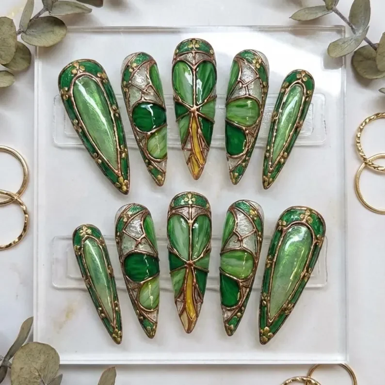 press on nails, custom press on nails, fake nails, Nails Art, stained glass nails, gold press on nails, 3d press on nails, luxury press on nails, handmade press on nails