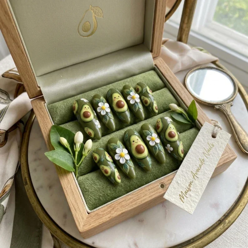 press on nails, custom press on nails, fake nails, Nails Art, stained glass nails, gold press on nails, 3d press on nails, luxury press on nails, handmade press on nails