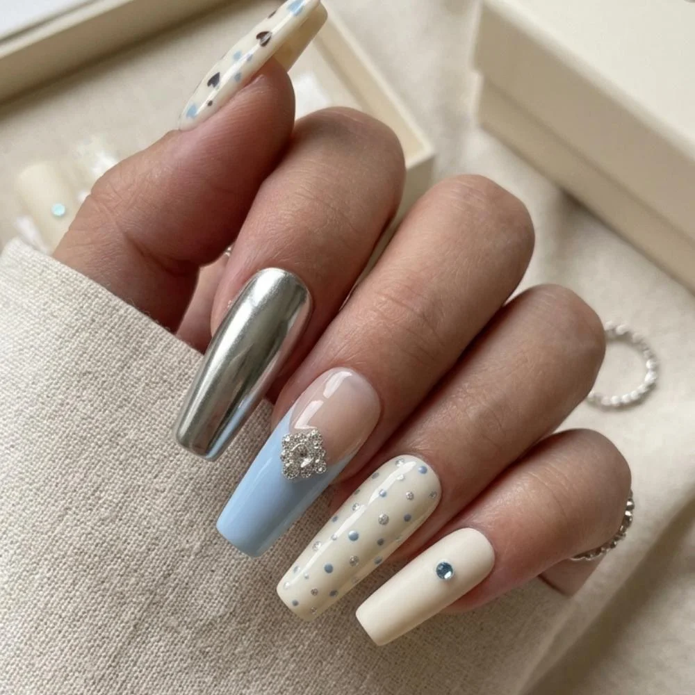 press on nails, custom press on nails, fake nails, Nails Art, stained glass nails, gold press on nails, 3d press on nails, luxury press on nails, handmade press on nails