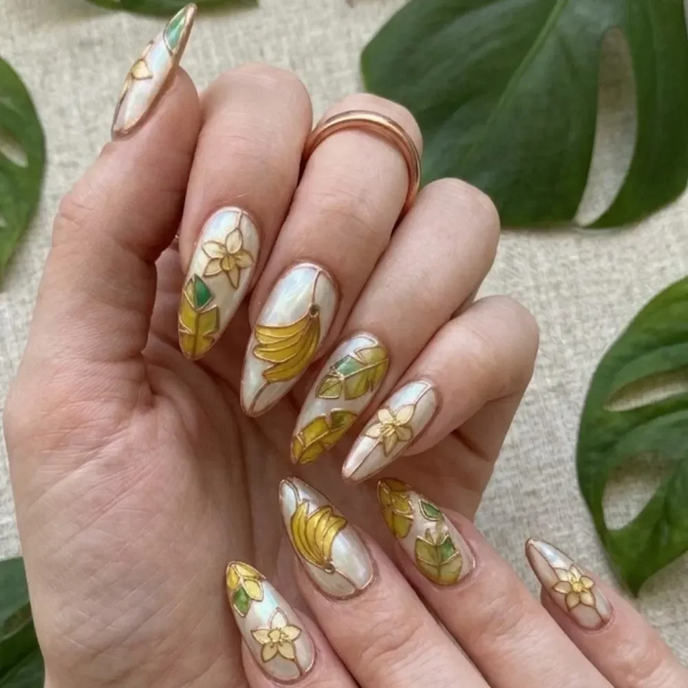 banana nail art, rose gold nails, press on nails, custom press on nails, fake nails, Nails Art, stained glass nails, gold press on nails, 3d press on nails, luxury press on nails, handmade press on nails