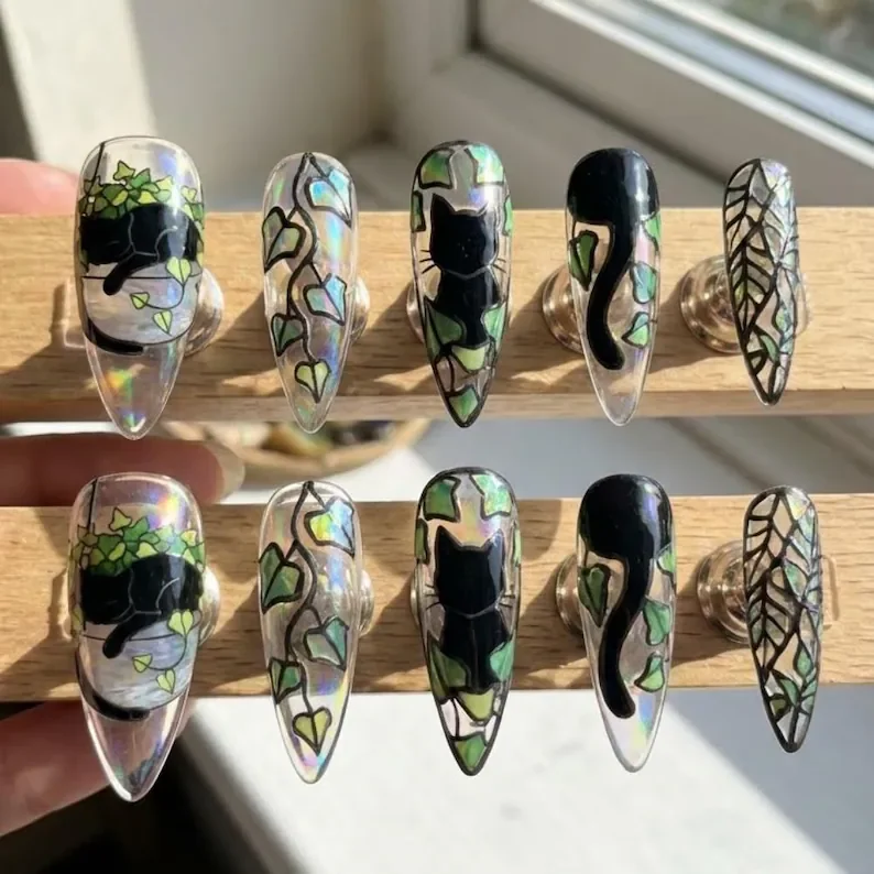 hand painted nails, black cat nails, press on nails, custom press on nails, fake nails, Nails Art, stained glass nails, gold press on nails, 3d press on nails, luxury press on nails, handmade press on nails