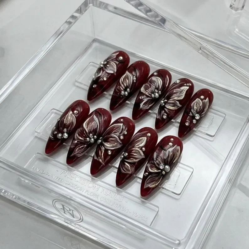 press on nails, custom press on nails, fake nails, Nails Art, stained glass nails, gold press on nails, 3d press on nails, luxury press on nails, handmade press on nails