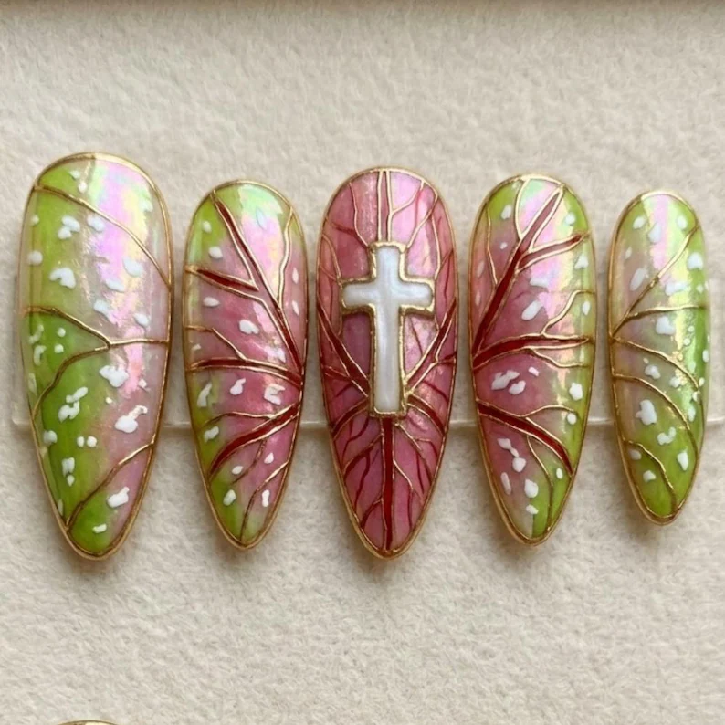 press on nails, custom press on nails, fake nails, Nails Art, stained glass nails, gold press on nails, 3d press on nails, luxury press on nails, handmade press on nails