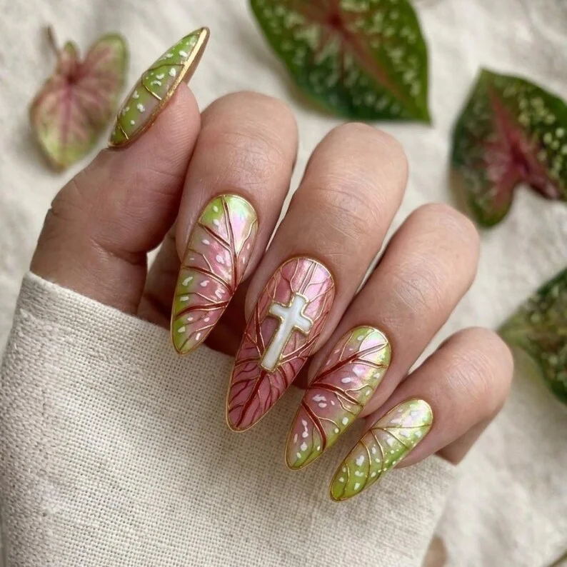 press on nails, custom press on nails, fake nails, Nails Art, stained glass nails, gold press on nails, 3d press on nails, luxury press on nails, handmade press on nails
