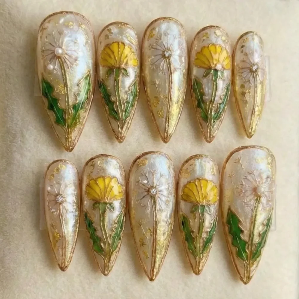 press on nails, custom press on nails, fake nails, Nails Art, stained glass nails, gold press on nails, 3d press on nails, luxury press on nails, handmade press on nails