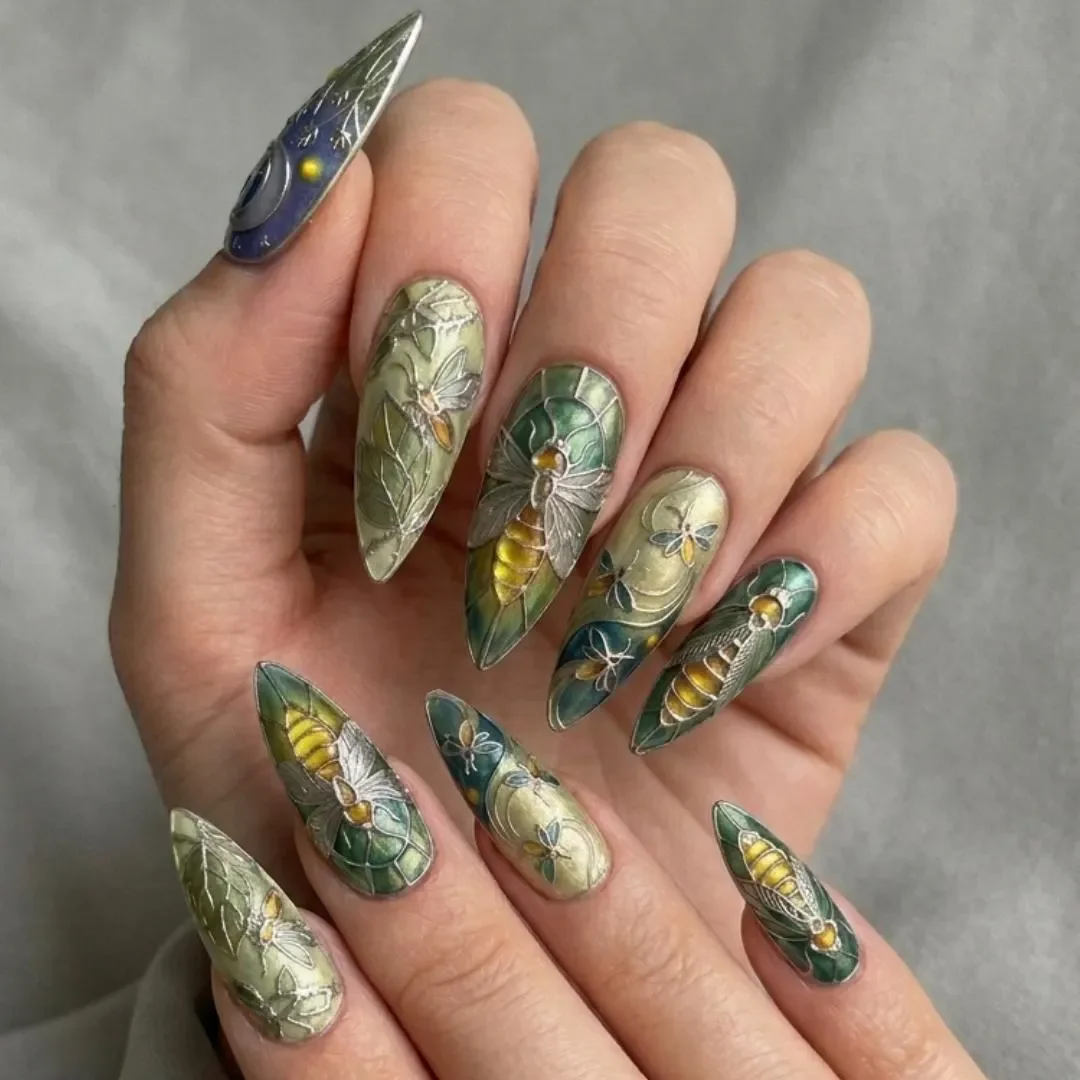 press on nails, custom press on nails, fake nails, Nails Art, stained glass nails, gold press on nails, 3d press on nails, luxury press on nails, handmade press on nails