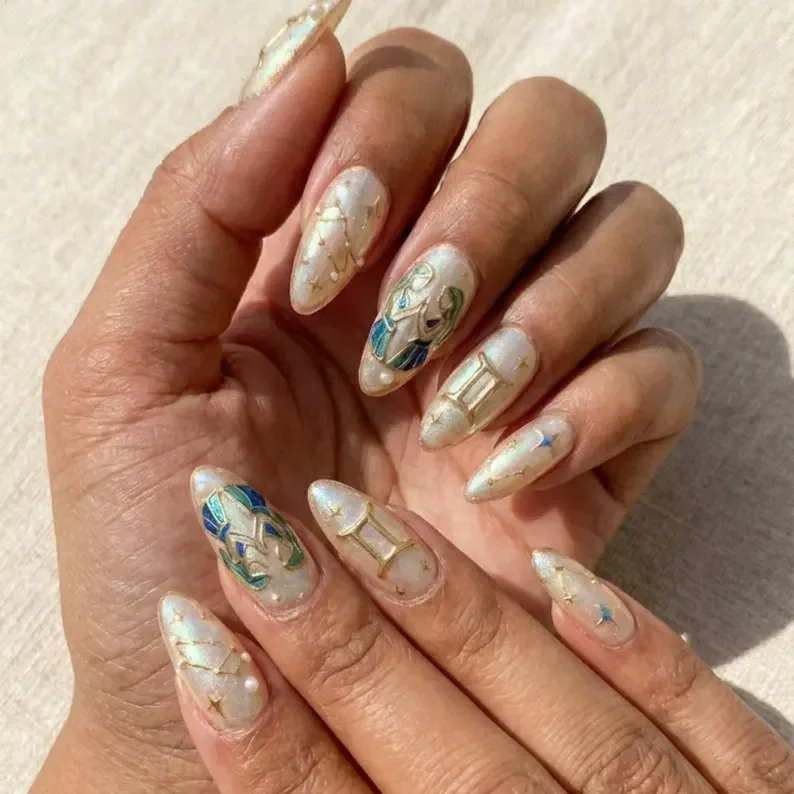 press on nails, custom press on nails, fake nails, Nails Art, stained glass nails, gold press on nails, 3d press on nails, luxury press on nails, handmade press on nails