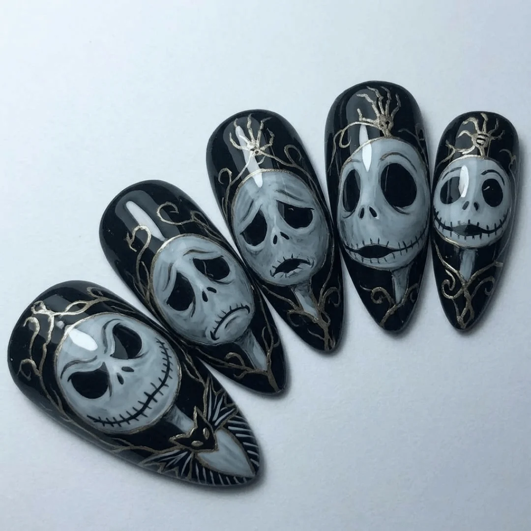 hand painted press on nails, Jack Skellington nails, press on nails, custom press on nails, fake nails, Nails Art, stained glass nails, gold press on nails, 3d press on nails, luxury press on nails, handmade press on nails