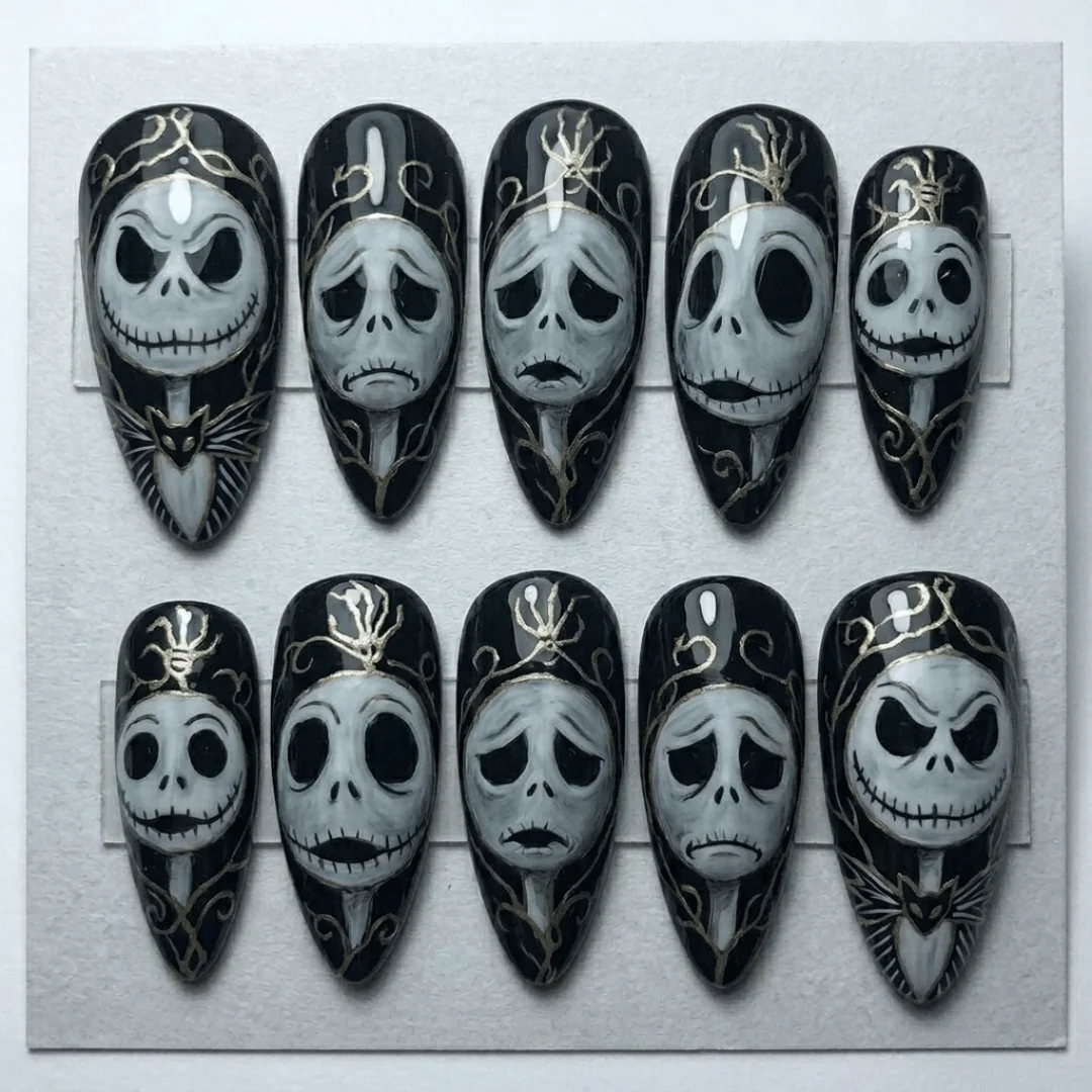 Nightmare Before Christmas, gothic black gold nails, press on nails, custom press on nails, fake nails, Nails Art, stained glass nails, gold press on nails, 3d press on nails, luxury press on nails, handmade press on nails