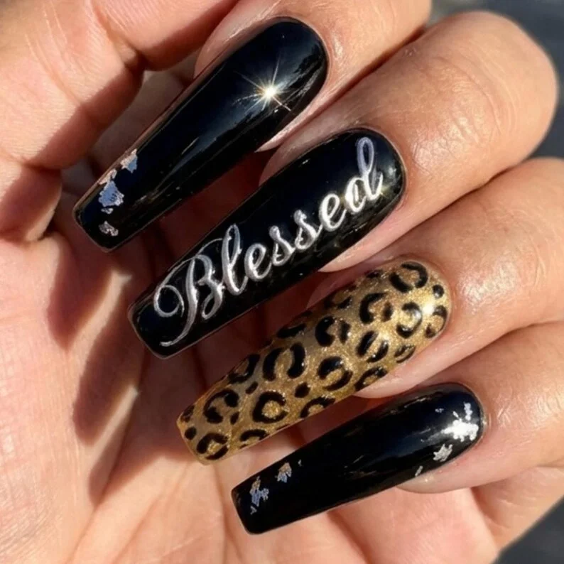 baddie art nails, coffin shape nails, press on nails, custom press on nails, fake nails, Nails Art, stained glass nails, gold press on nails, 3d press on nails, luxury press on nails, handmade press on nails