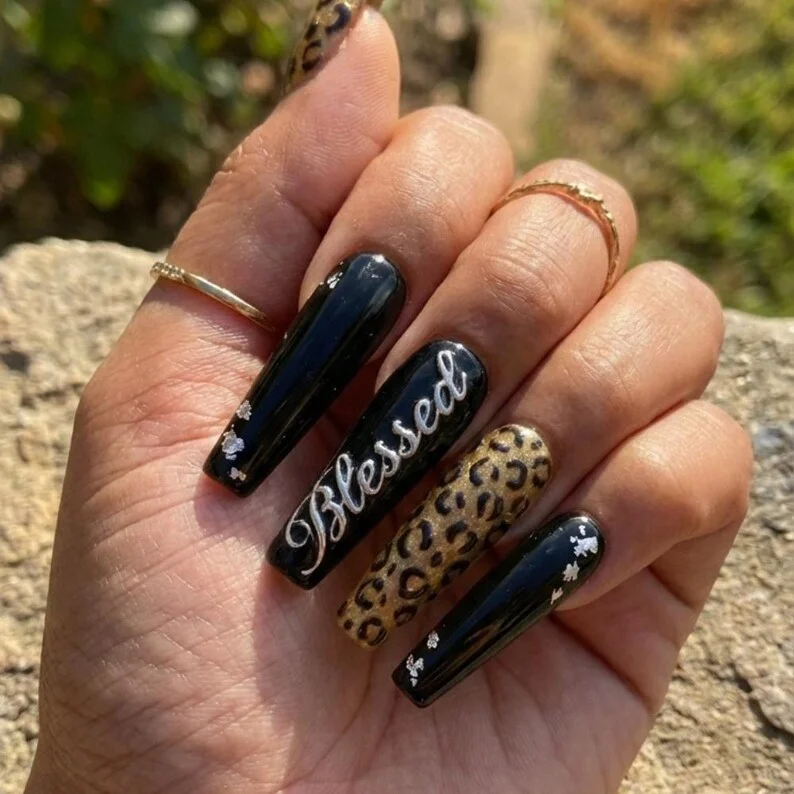 silver script design, press on nail set, press on nails, custom press on nails, fake nails, Nails Art, stained glass nails, gold press on nails, 3d press on nails, luxury press on nails, handmade press on nails