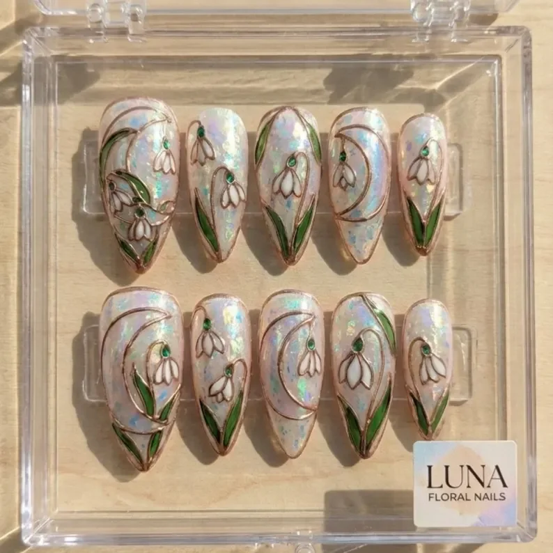 opal nails, lily of the valley nails, press on nails, custom press on nails, fake nails, Nails Art, stained glass nails, gold press on nails, 3d press on nails, luxury press on nails, handmade press on nails