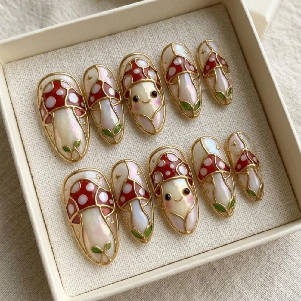 press on nails, custom press on nails, fake nails, Nails Art, stained glass nails, gold press on nails, 3d press on nails, luxury press on nails, handmade press on nails