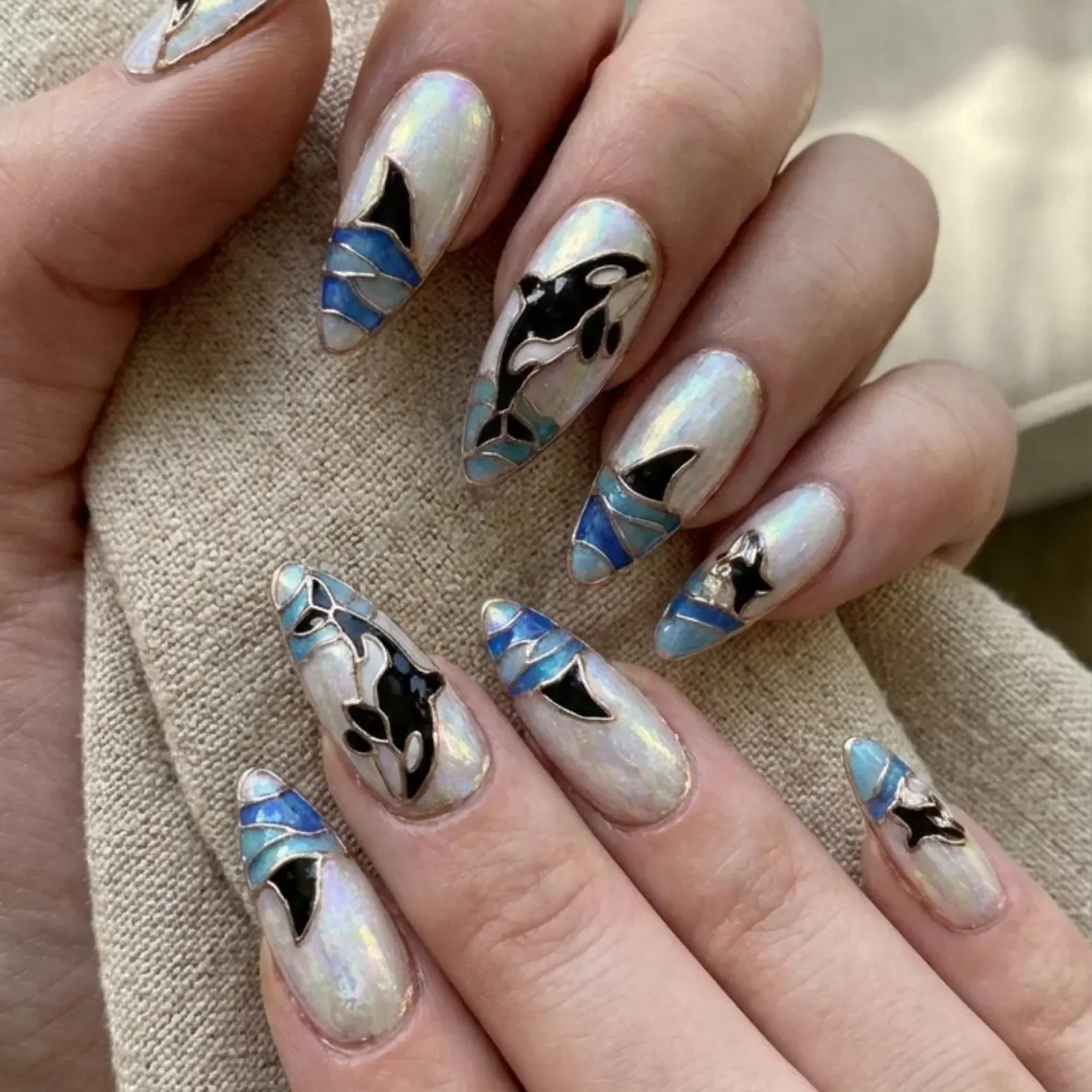 hand-painted orca nails, stained glass press ons, press on nails, custom press on nails, fake nails, Nails Art, stained glass nails, gold press on nails, 3d press on nails, luxury press on nails, handmade press on nails