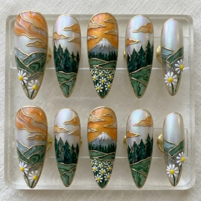 press on nails, custom press on nails, fake nails, Nails Art, stained glass nails, gold press on nails, 3d press on nails, luxury press on nails, handmade press on nails