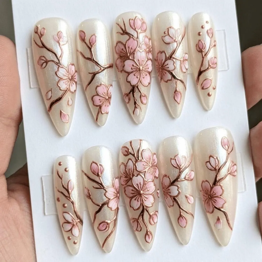 press on nails, custom press on nails, fake nails, Nails Art, stained glass nails, gold press on nails, 3d press on nails, luxury press on nails, handmade press on nails