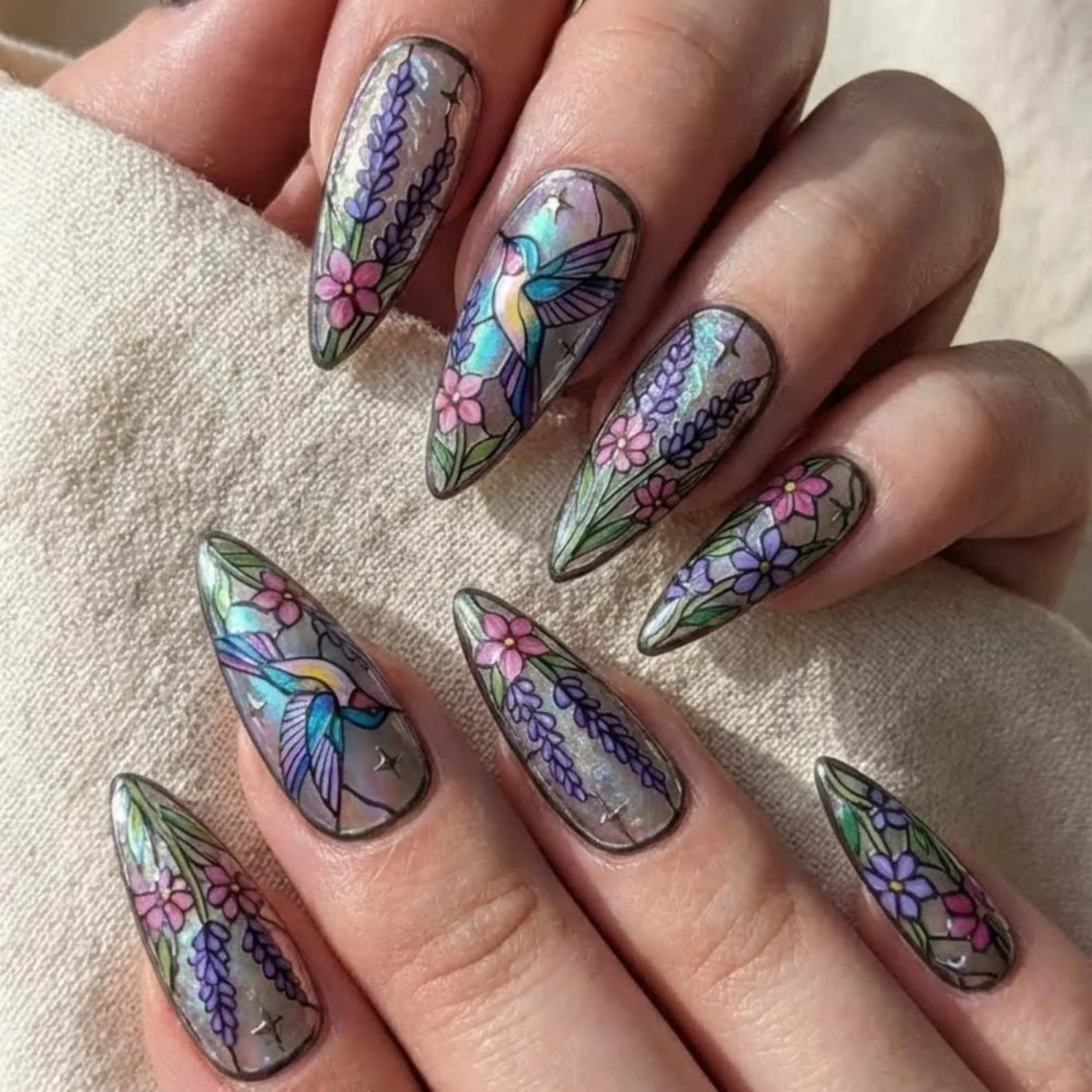 lavender floral nails, luxury false nails, press on nails, custom press on nails, fake nails, Nails Art, stained glass nails, gold press on nails, 3d press on nails, luxury press on nails, handmade press on nails