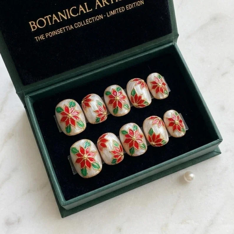 press on nails, custom press on nails, fake nails, Nails Art, stained glass nails, gold press on nails, 3d press on nails, luxury press on nails, handmade press on nails
