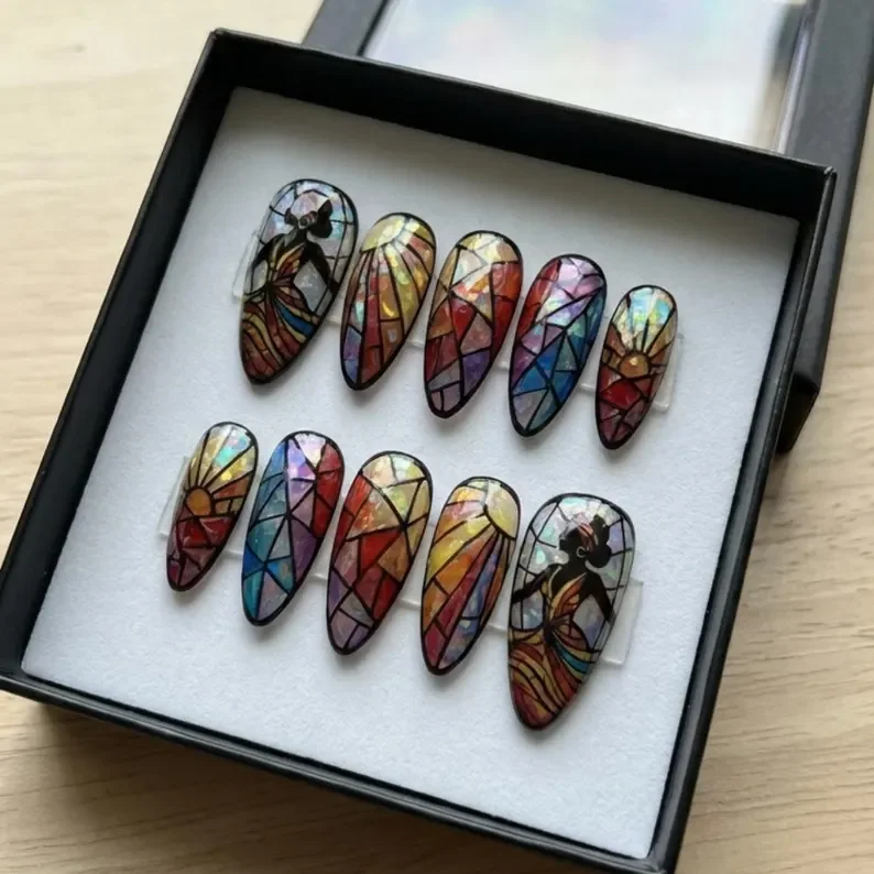 false nails, iridescent press ons, press on nails, custom press on nails, fake nails, Nails Art, stained glass nails, gold press on nails, 3d press on nails, luxury press on nails, handmade press on nails