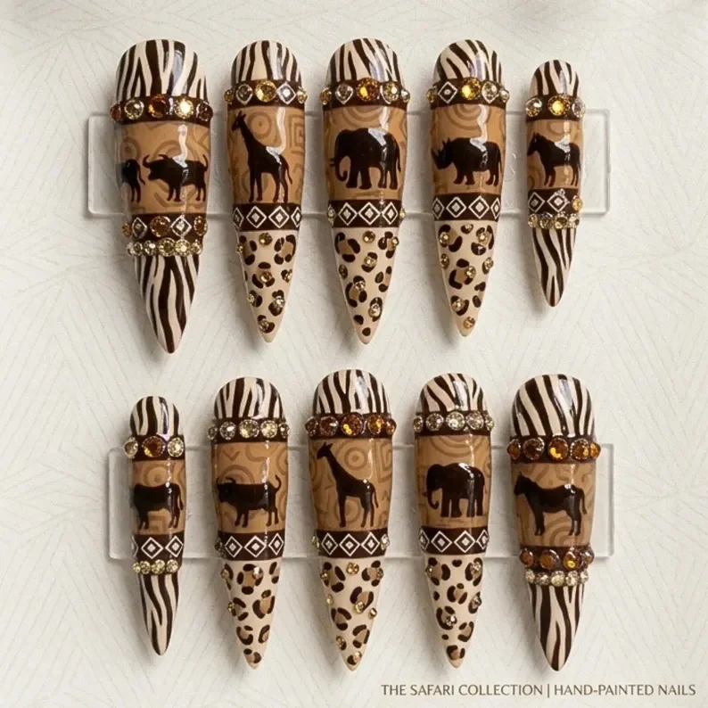 press on nails, custom press on nails, fake nails, Nails Art, stained glass nails, gold press on nails, 3d press on nails, luxury press on nails, handmade press on nails