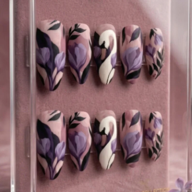 press on nails, custom press on nails, fake nails, Nails Art, stained glass nails, gold press on nails, 3d press on nails, luxury press on nails, handmade press on nails