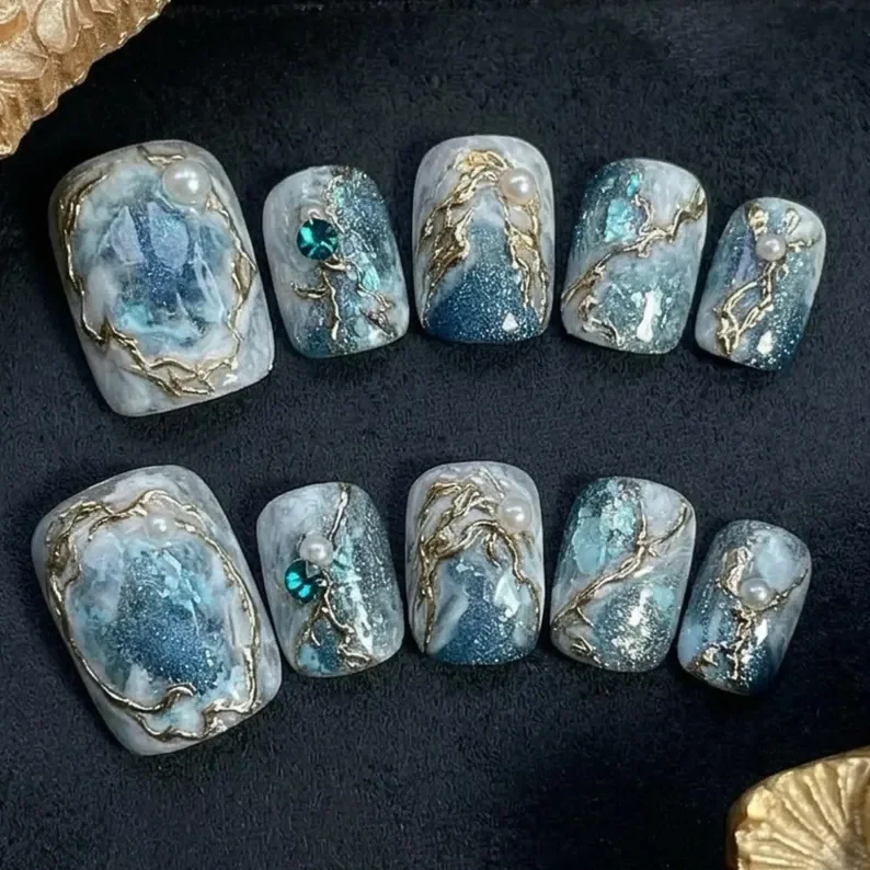 press on nails, custom press on nails, fake nails, Nails Art, stained glass nails, gold press on nails, 3d press on nails, luxury press on nails, handmade press on nails