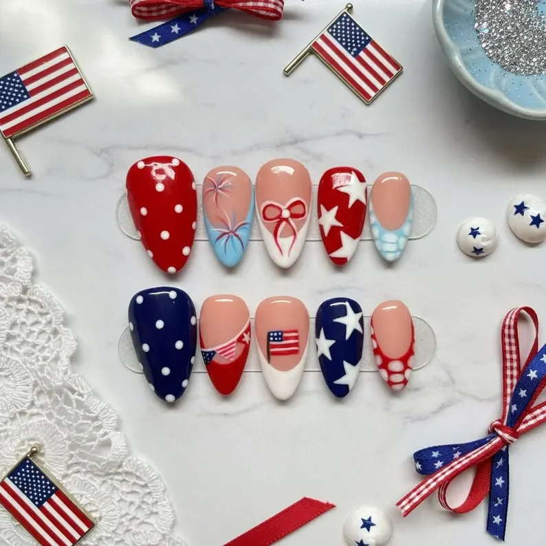 press on nails, custom press on nails, fake nails, Nails Art, stained glass nails, gold press on nails, 3d press on nails, luxury press on nails, handmade press on nails