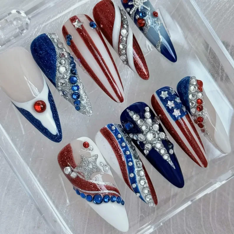 press on nails, custom press on nails, fake nails, Nails Art, stained glass nails, gold press on nails, 3d press on nails, luxury press on nails, handmade press on nails