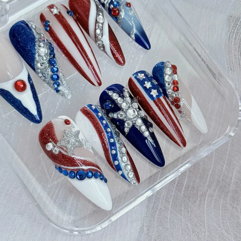 press on nails, custom press on nails, fake nails, Nails Art, stained glass nails, gold press on nails, 3d press on nails, luxury press on nails, handmade press on nails