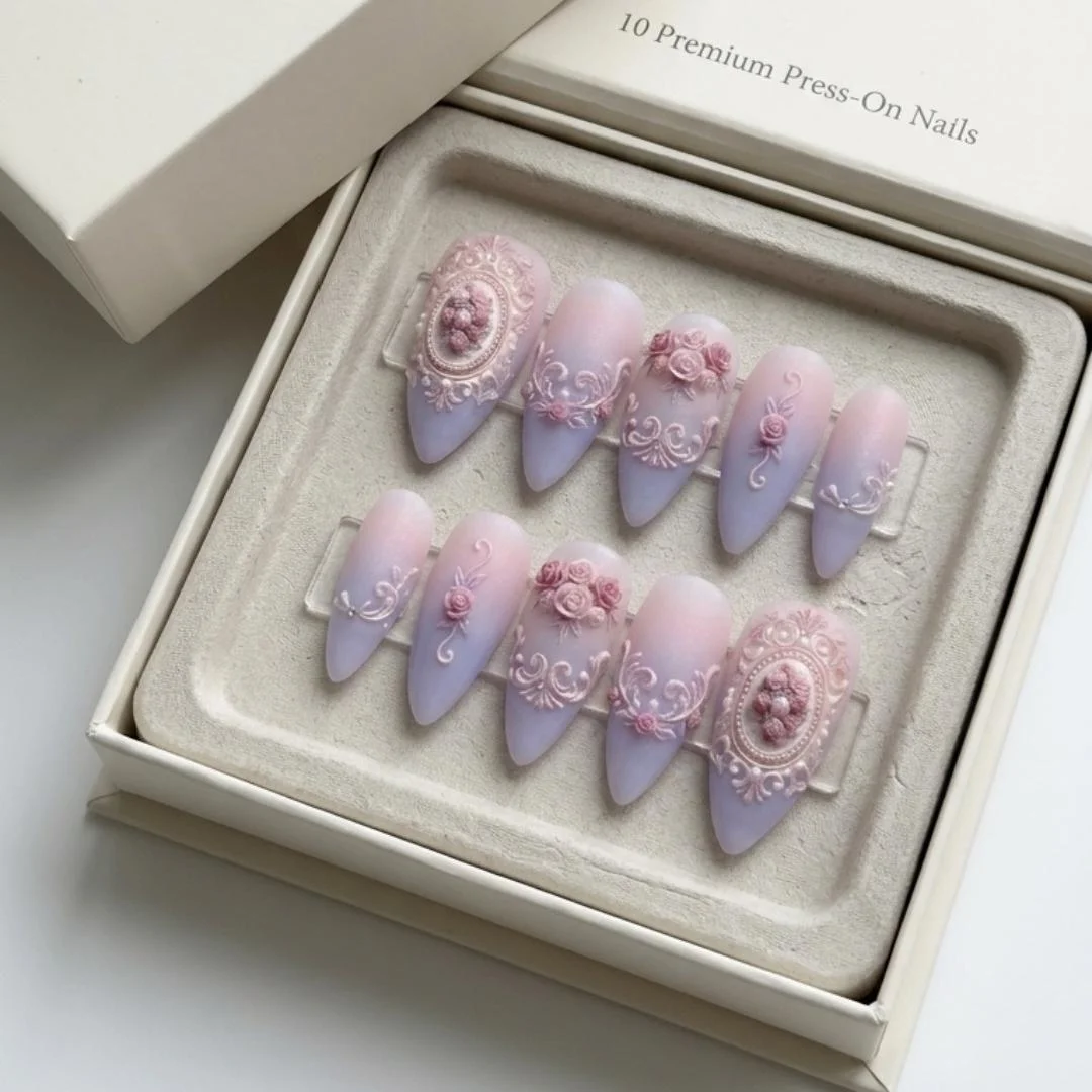 press on nails, custom press on nails, fake nails, Nails Art, stained glass nails, gold press on nails, 3d press on nails, luxury press on nails, handmade press on nails