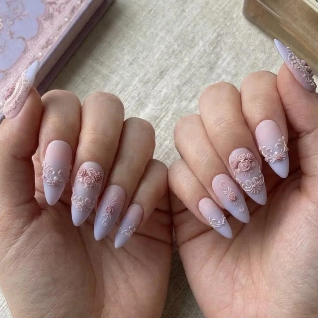 press on nails, custom press on nails, fake nails, Nails Art, stained glass nails, gold press on nails, 3d press on nails, luxury press on nails, handmade press on nails