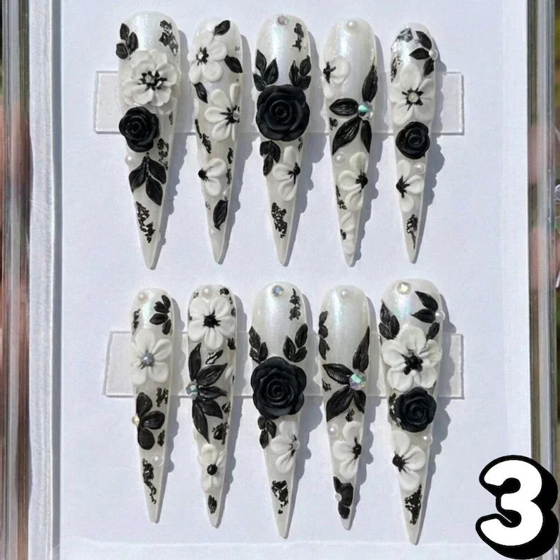 handmade botanical nails, sculpted floral press, press on nails, custom press on nails, fake nails, Nails Art, stained glass nails, gold press on nails, 3d press on nails, luxury press on nails, handmade press on nails