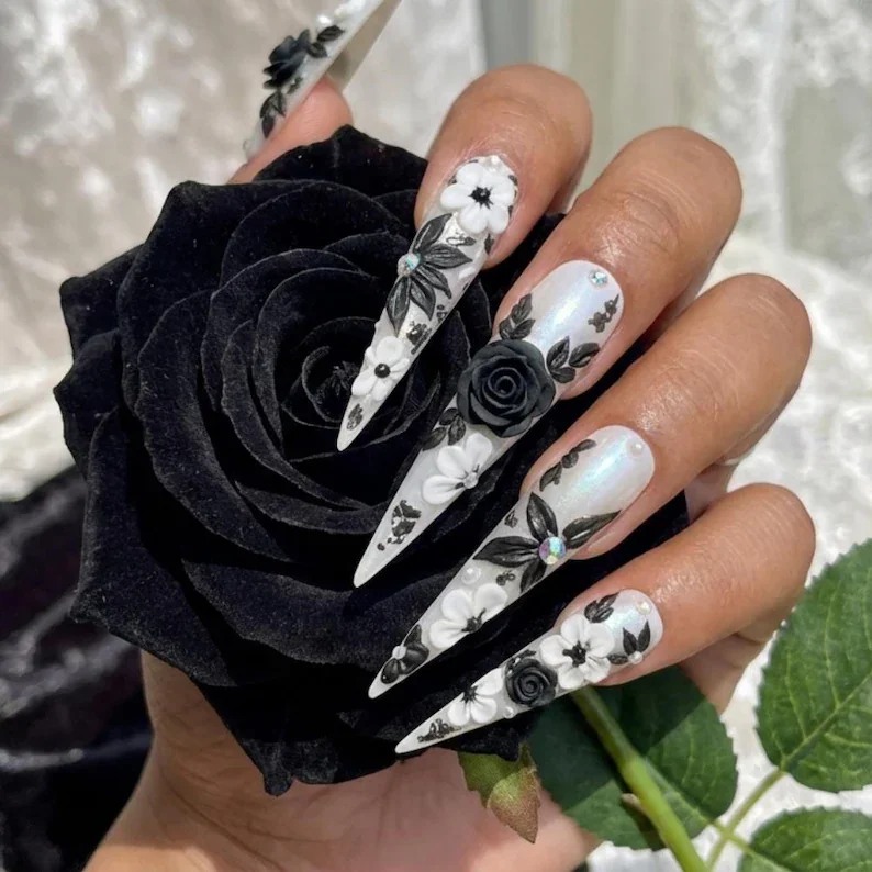 press on nails, luxury color nails, custom press on nails, fake nails, Nails Art, stained glass nails, gold press on nails, 3d press on nails, luxury press on nails, handmade press on nails