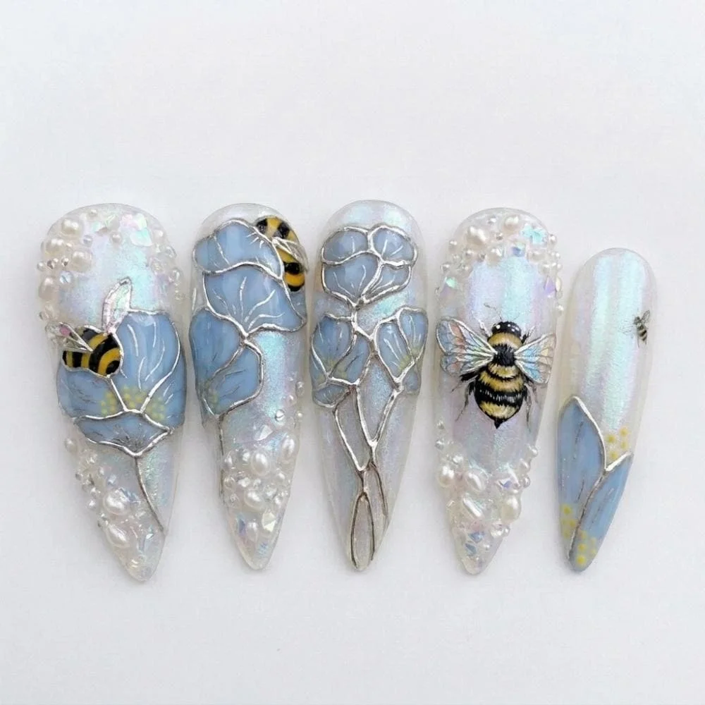 press on nails, custom press on nails, fake nails, Nails Art, stained glass nails, gold press on nails, 3d press on nails, luxury press on nails, handmade press on nails