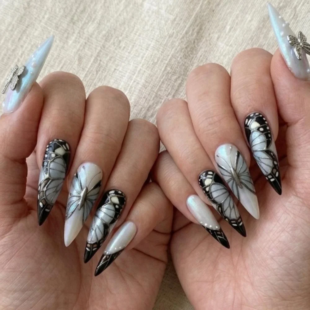 press on nails, custom press on nails, fake nails, Nails Art, stained glass nails, gold press on nails, 3d press on nails, luxury press on nails, handmade press on nails